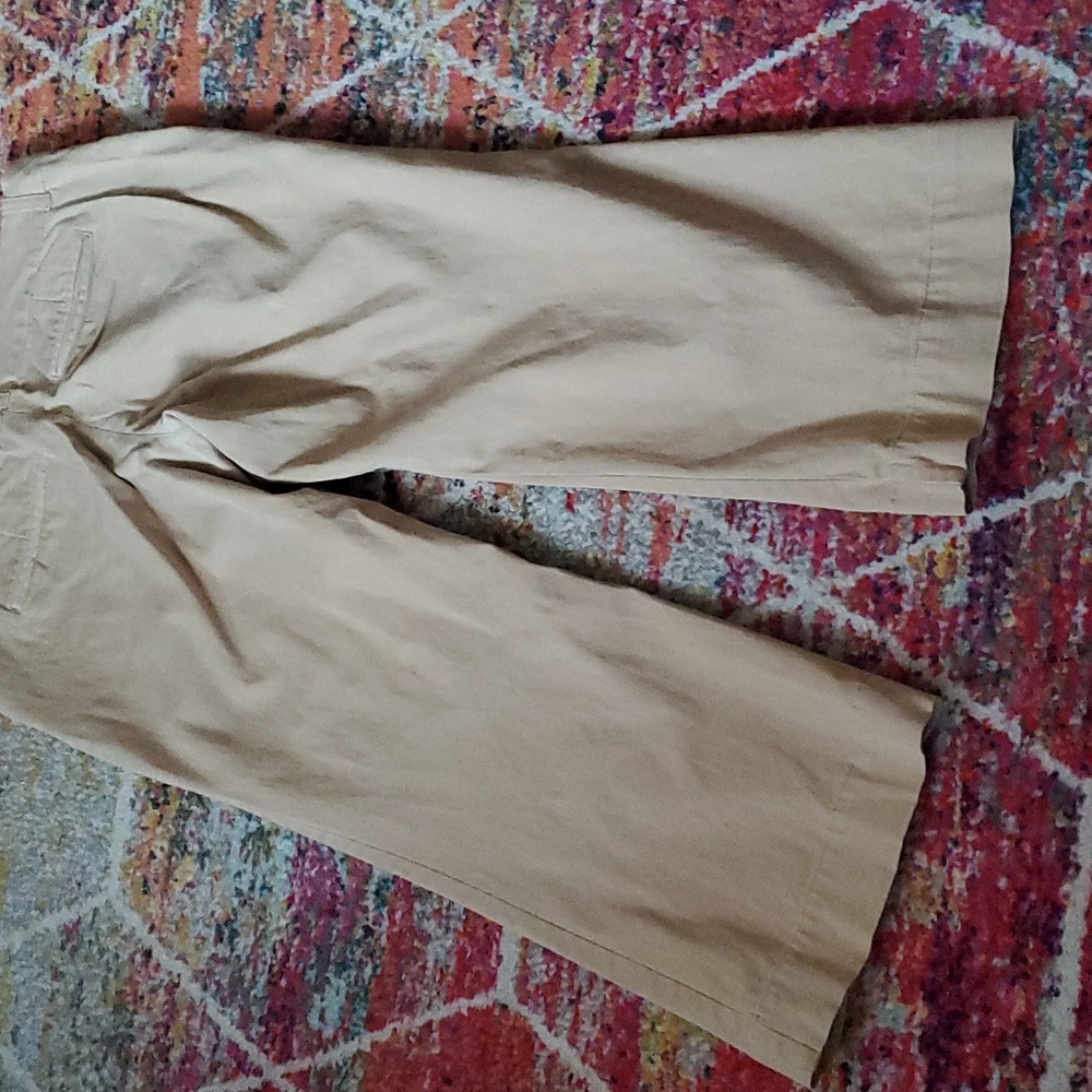 Old Navy Wide Leg Pants in Khaki Tan - Picture 8 of 10